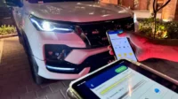 Lampu Motor Dakar Carbon RSi: Canggih, Terhubung Smartphone