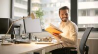 Pilihan Karier: Passion vs Gaji? 7 Tips Jitu Memilih