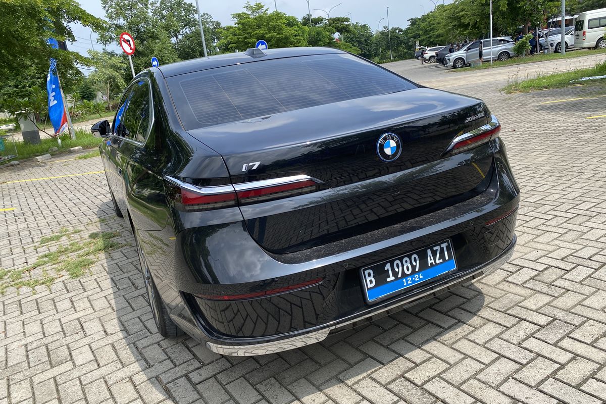Rahasia Mengungkap Seri BMW: Panduan Identifikasi Lengkap