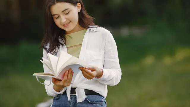 Rahasia Sukses Baca Buku Tanpa Bosan: 5 Trik Jitu!