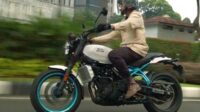 Royal Enfield Guerrilla 450: TFT Layar & Konektivitas Smartphone Canggih