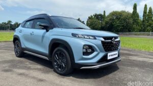 Suzuki Fronx: Kabin Mewah, Fitur Canggih, Harga Terjangkau?