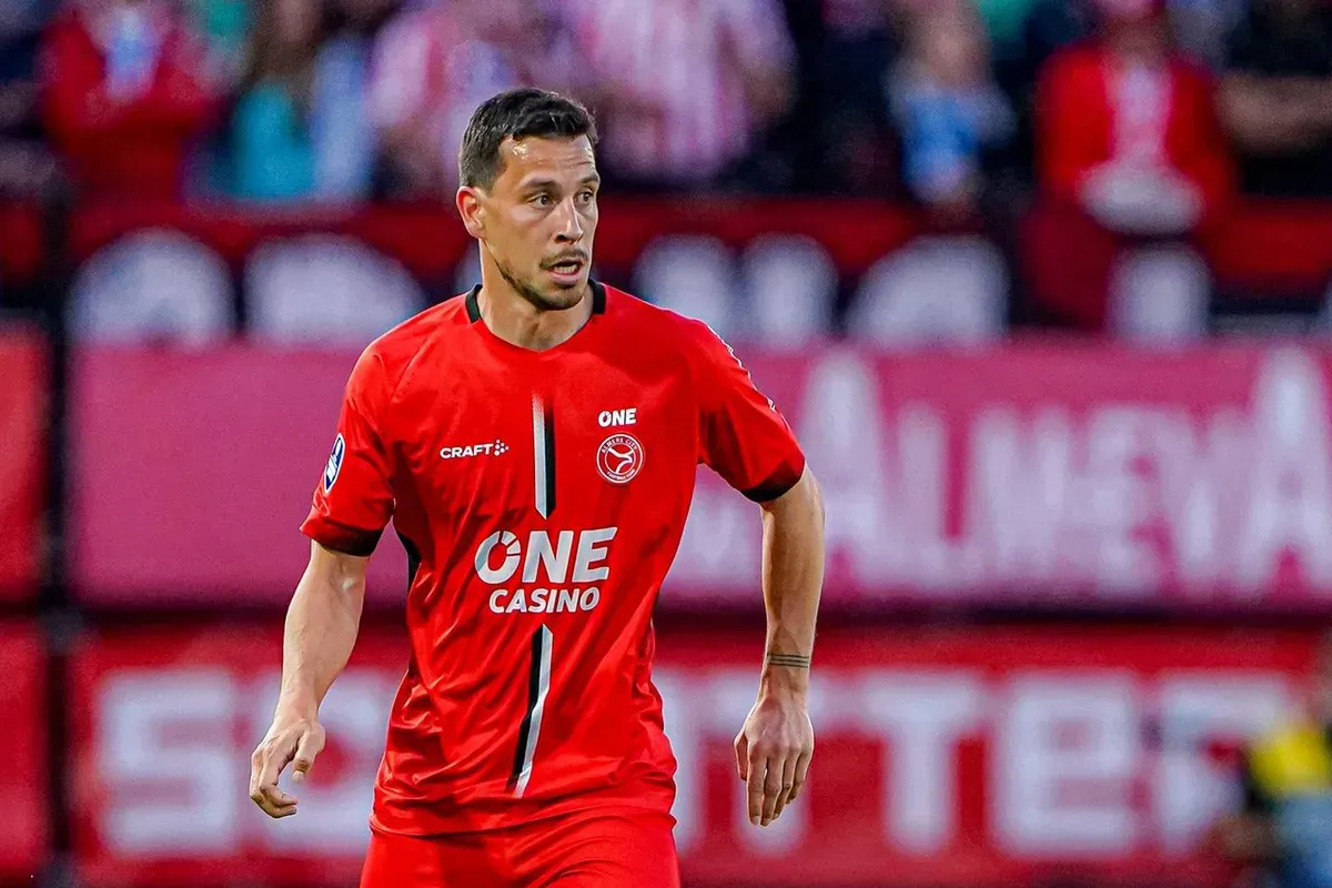Gaji Fantastis Thom Haye di Persija: Rahasia Nominalnya Terungkap!