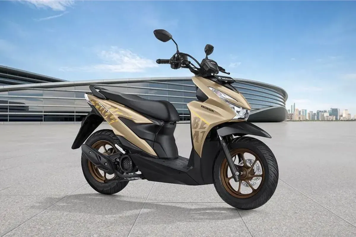 Honda_Beat_Street_vs_Deluxe_4_Perbedaan_Kunci_yang_Wajib_Anda_Tahu-1 Honda Beat Street vs Deluxe: 4 Perbedaan Kunci yang Wajib Anda Tahu