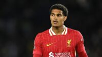 Liverpool Lepas Bek Muda? Leverkusen Tertarik Rekrutnya!
