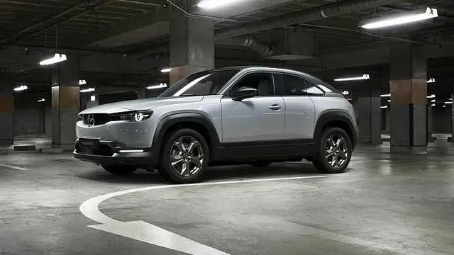 Mazda Fokus Produksi Mobil Listrik Ramah Lingkungan di Indonesia
