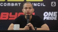 Pertarungan Sengit Kkajhe vs Aziz Calim: Byon Combat Showbiz Vol.5